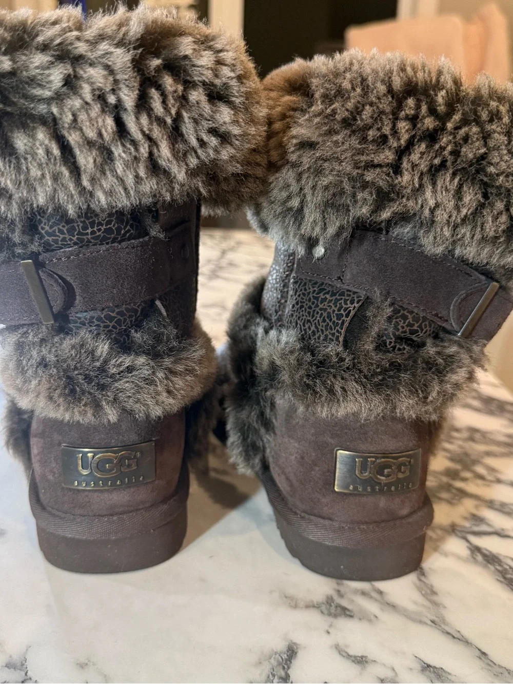 RARE 👈🏼 UGG Skylah Mid-Calf Bomber Leather Shearling Boots Brown Size 6 Pristine